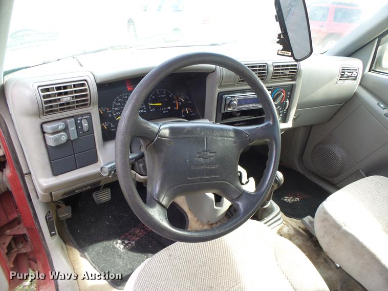 image for item DB7362 1997 Chevrolet S10 Ext. Cab pickup truck