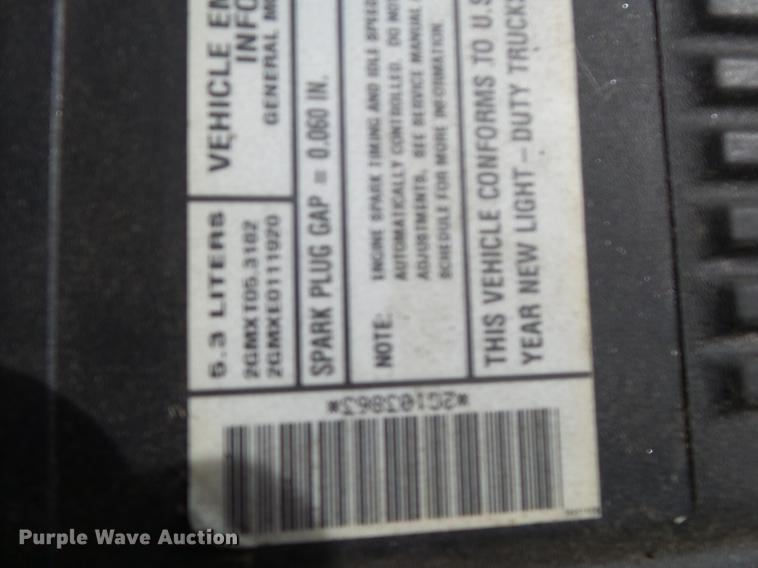 image for item DB7363 2002 Chevrolet Avalanche 1500 Crew Cab pickup truck