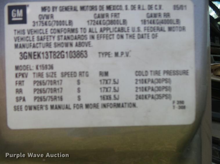 image for item DB7363 2002 Chevrolet Avalanche 1500 Crew Cab pickup truck