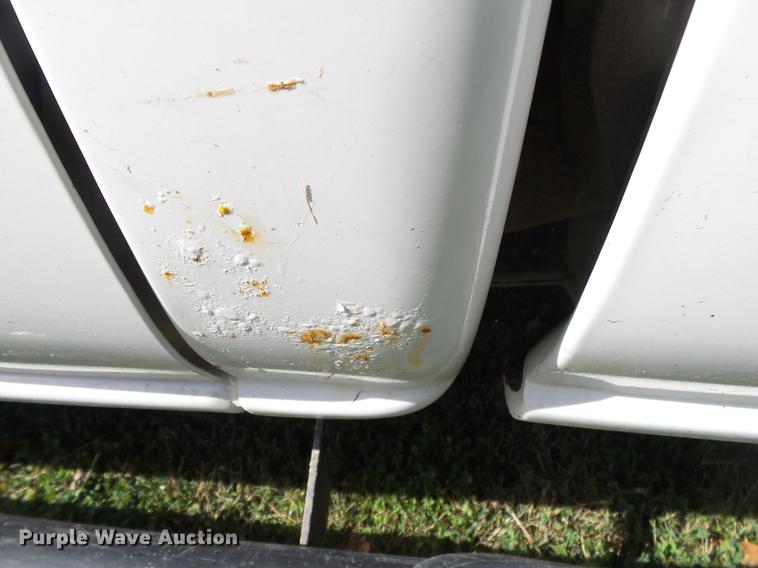 image for item DB7364 2004 GMC Sierra 2500HD Ext. Cab pickup truck