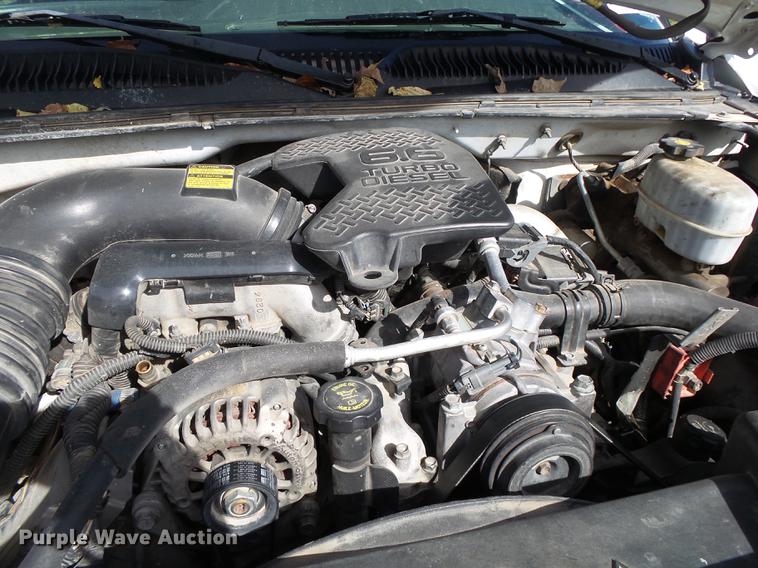 image for item DB7364 2004 GMC Sierra 2500HD Ext. Cab pickup truck