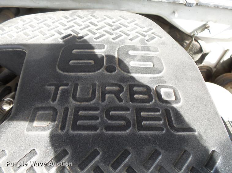 image for item DB7364 2004 GMC Sierra 2500HD Ext. Cab pickup truck