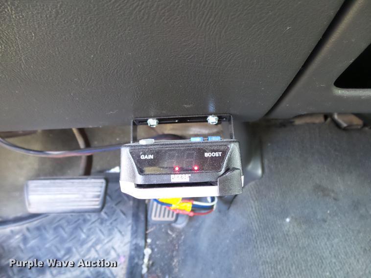 image for item DB7364 2004 GMC Sierra 2500HD Ext. Cab pickup truck