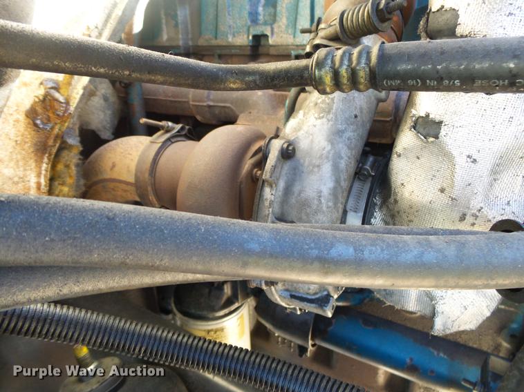 image for item DB7365 2001 International 4700 box truck