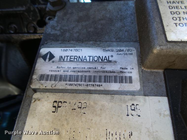 image for item DB7365 2001 International 4700 box truck