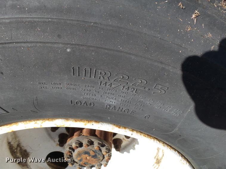 image for item DB7366 2006 Freightliner Business Class M2 truck chassis