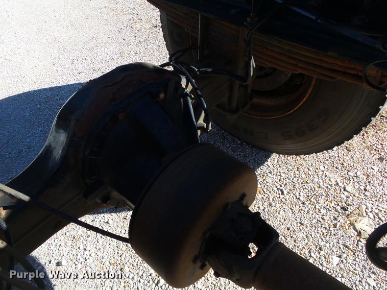 image for item DB7366 2006 Freightliner Business Class M2 truck chassis