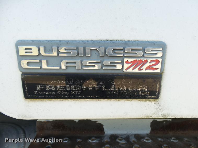 image for item DB7366 2006 Freightliner Business Class M2 truck chassis