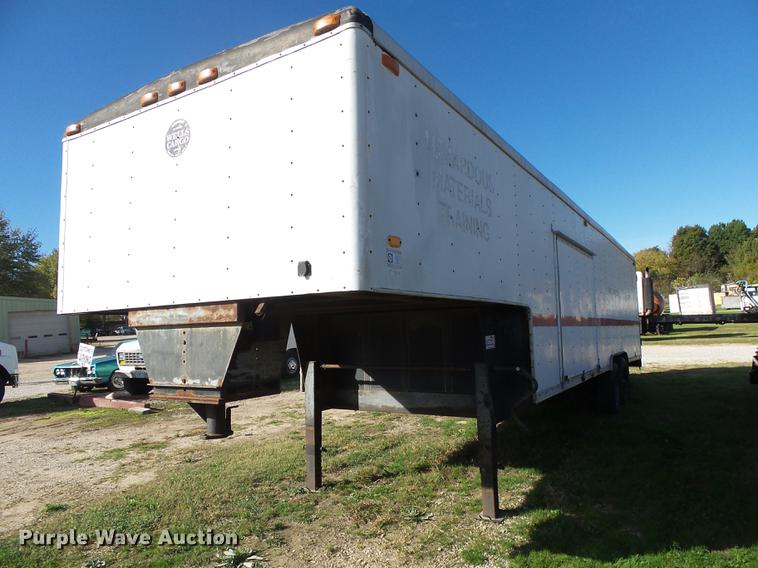 image for item DB7367 1988 Wells Cargo CVG3225 enclosed cargo trailer
