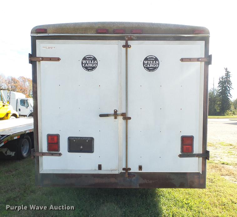 image for item DB7367 1988 Wells Cargo CVG3225 enclosed cargo trailer