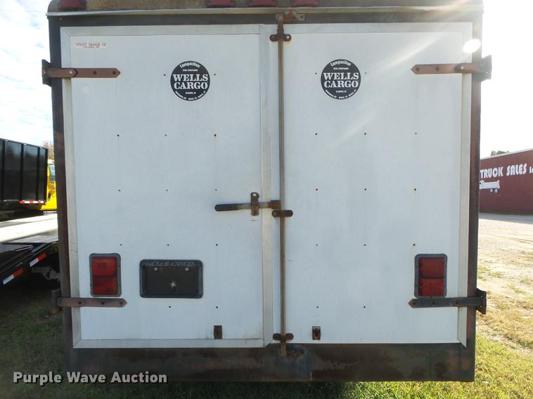 image for item DB7367 1988 Wells Cargo CVG3225 enclosed cargo trailer