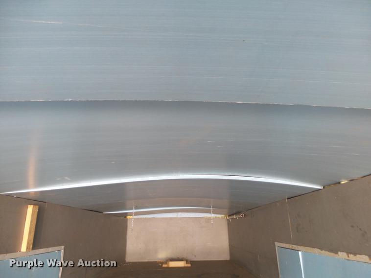 image for item DB7367 1988 Wells Cargo CVG3225 enclosed cargo trailer