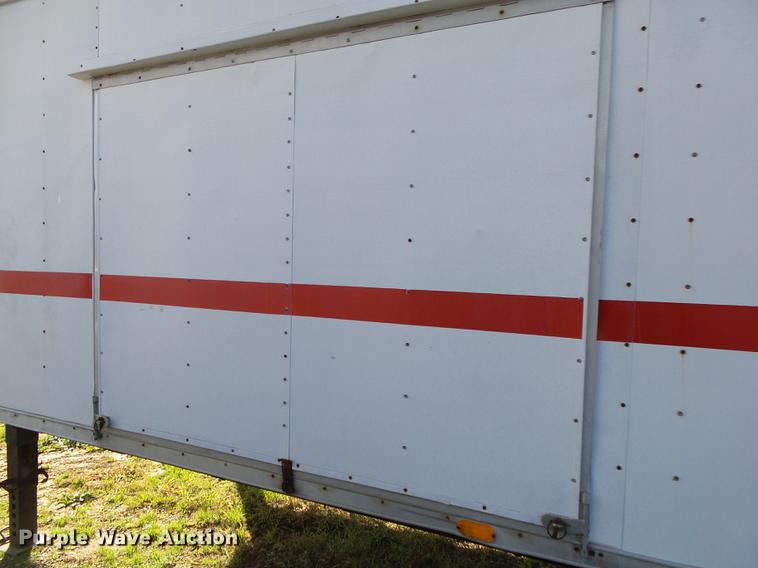 image for item DB7367 1988 Wells Cargo CVG3225 enclosed cargo trailer