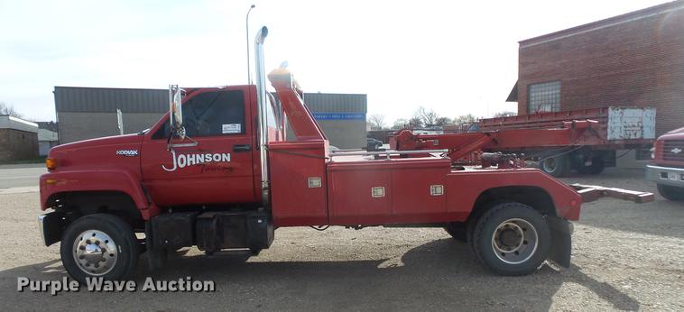 image for item DB8044 1994 Chevrolet Kodiak wrecker truck