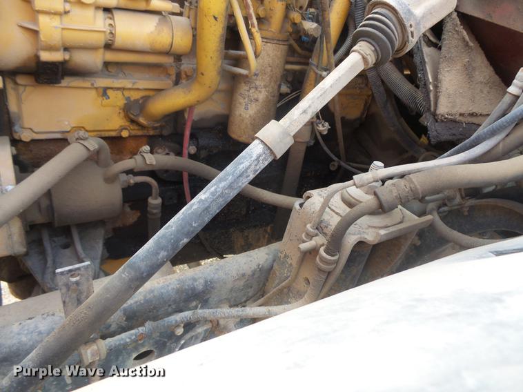 image for item DB8044 1994 Chevrolet Kodiak wrecker truck