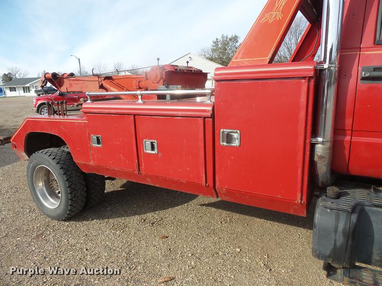 image for item DB8044 1994 Chevrolet Kodiak wrecker truck