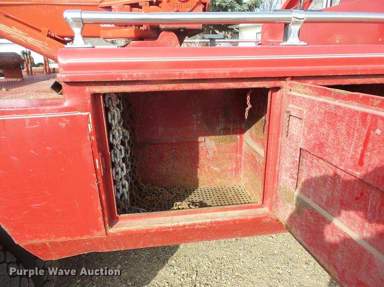 image for item DB8044 1994 Chevrolet Kodiak wrecker truck