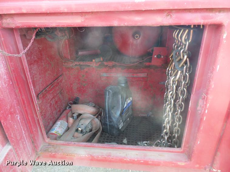 image for item DB8044 1994 Chevrolet Kodiak wrecker truck