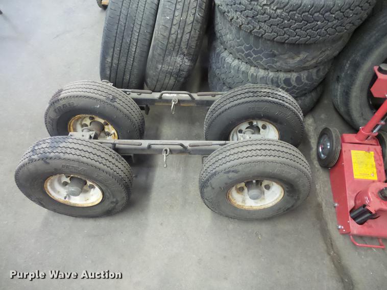 image for item DB8044 1994 Chevrolet Kodiak wrecker truck