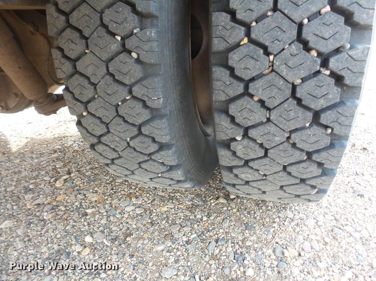 image for item DB8044 1994 Chevrolet Kodiak wrecker truck