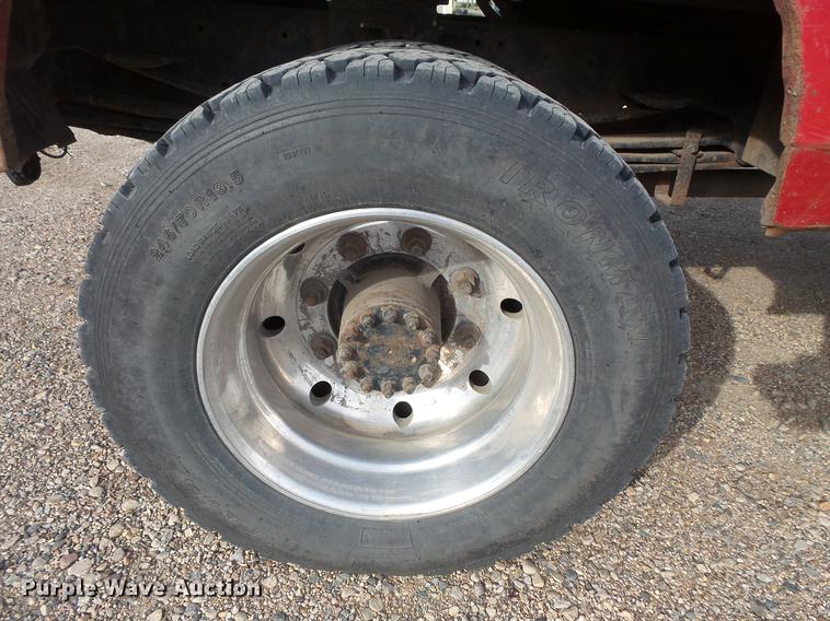 image for item DB8044 1994 Chevrolet Kodiak wrecker truck