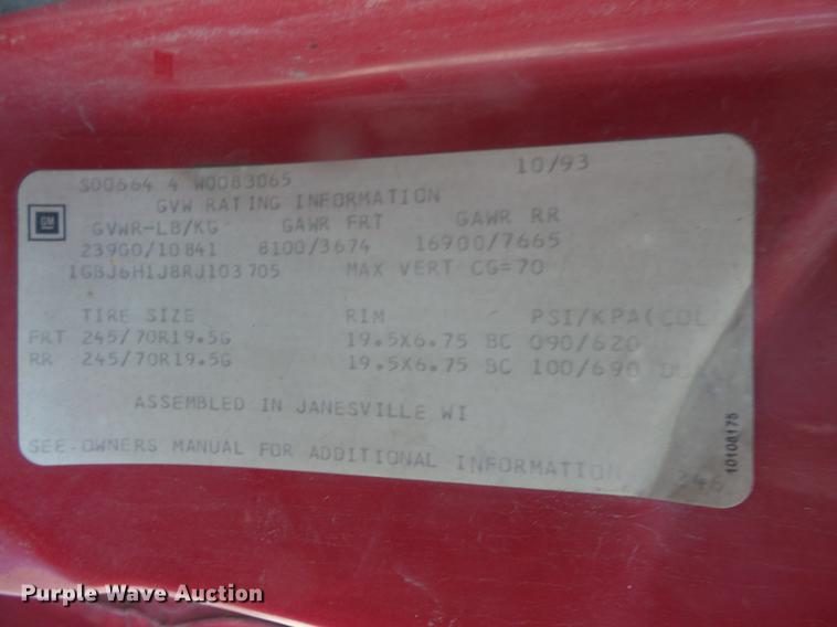 image for item DB8044 1994 Chevrolet Kodiak wrecker truck