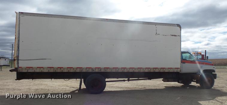 image for item DB8048 1993 GMC TopKick box truck