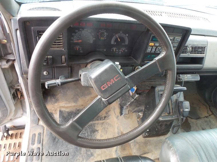 image for item DB8048 1993 GMC TopKick box truck