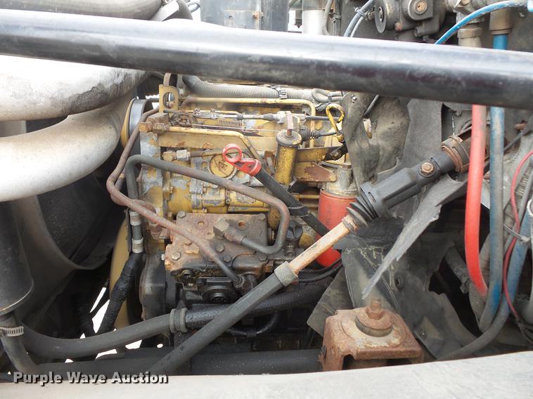 image for item DB8048 1993 GMC TopKick box truck