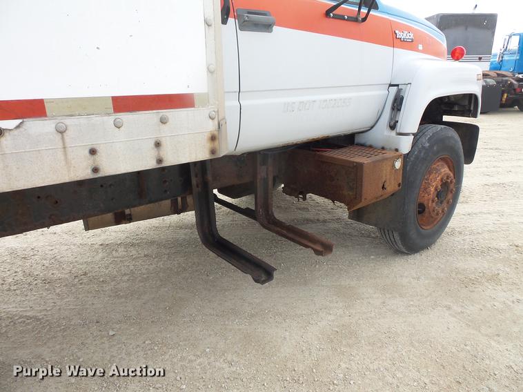 image for item DB8048 1993 GMC TopKick box truck