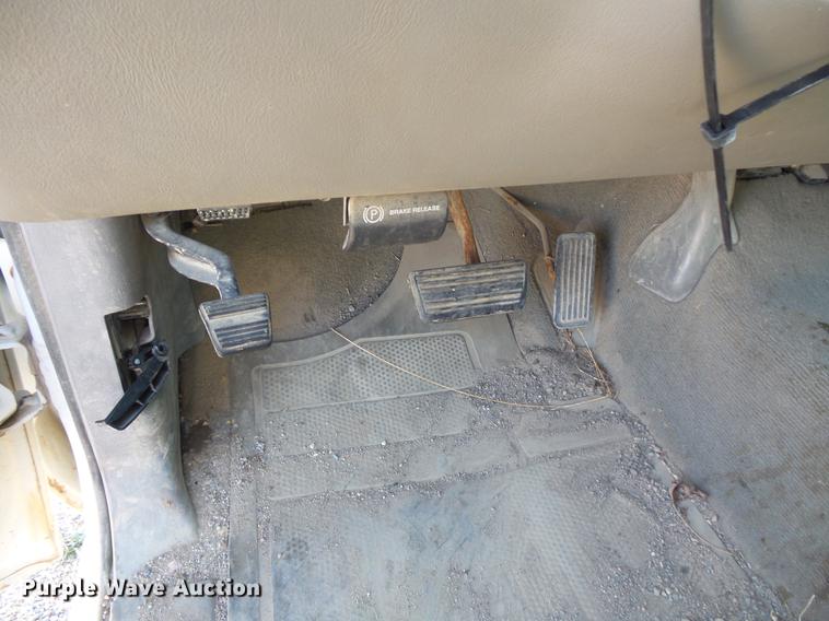 image for item DB8053 2000 Chevrolet Silverado 1500 Ext. Cab pickup truck