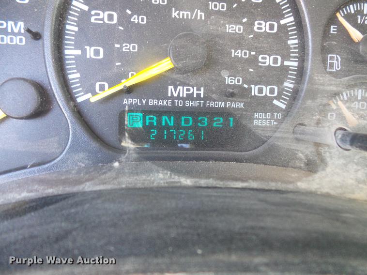 image for item DB8053 2000 Chevrolet Silverado 1500 Ext. Cab pickup truck