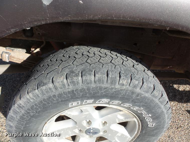 image for item DB8058 2002 Ford F150 SuperCab pickup truck