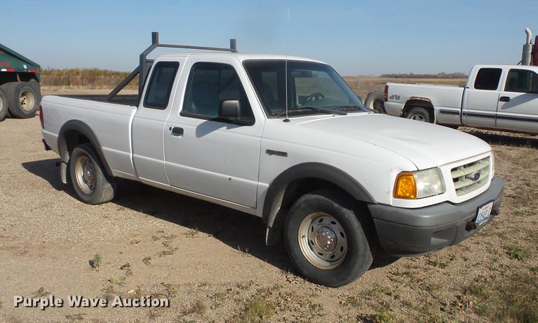 image for item DB8059 2001 Ford Ranger SuperCab pickup truck