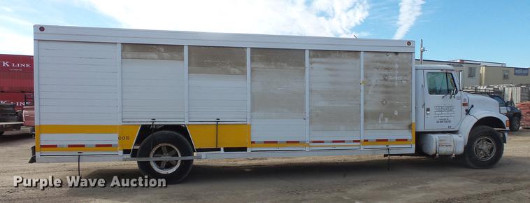 image for item DB8062 1990 International 4700 delivery truck