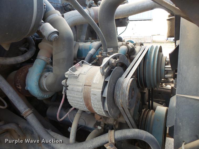 image for item DB8062 1990 International 4700 delivery truck