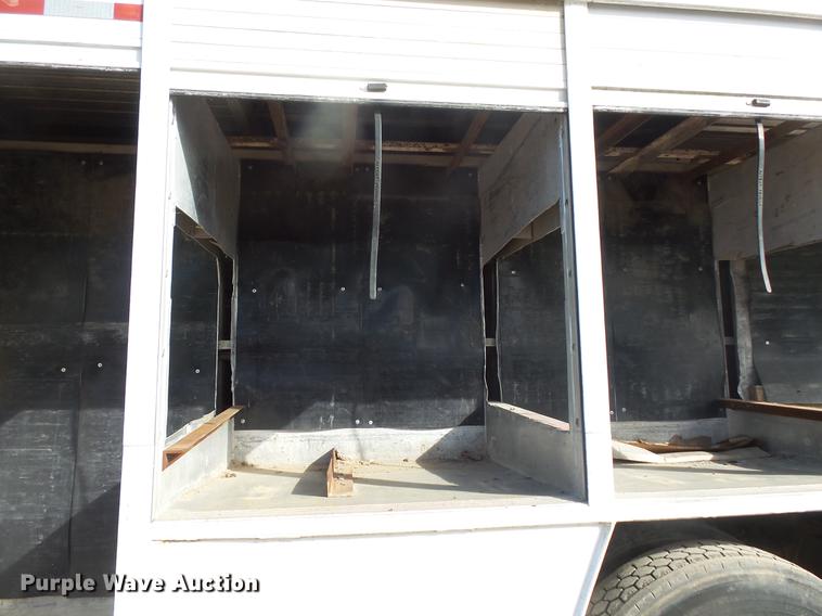 image for item DB8062 1990 International 4700 delivery truck