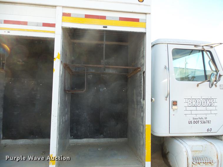 image for item DB8062 1990 International 4700 delivery truck