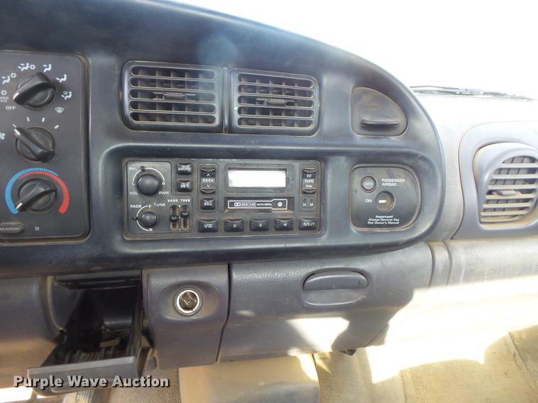 image for item DB8063 1998 Dodge Ram 1500 pickup truck