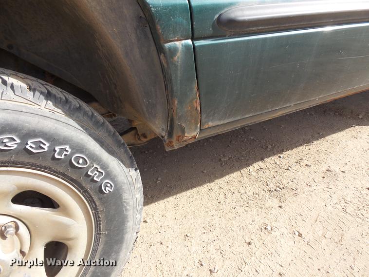 image for item DB8063 1998 Dodge Ram 1500 pickup truck