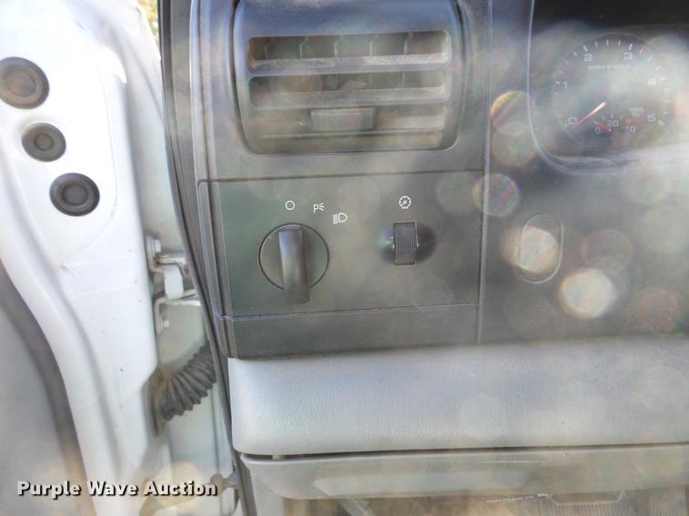 image for item DB8064 2006 Ford F250 Super Duty SuperCab pickup truck