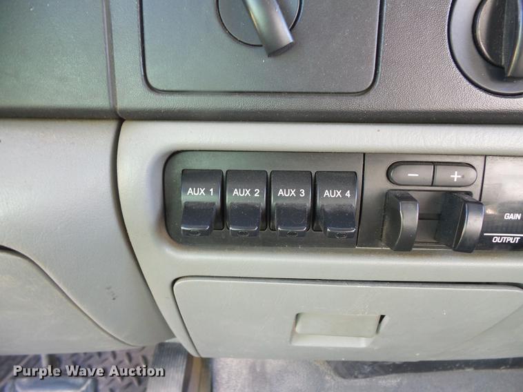 image for item DB8064 2006 Ford F250 Super Duty SuperCab pickup truck