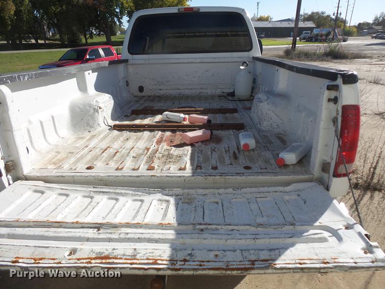 image for item DB8064 2006 Ford F250 Super Duty SuperCab pickup truck