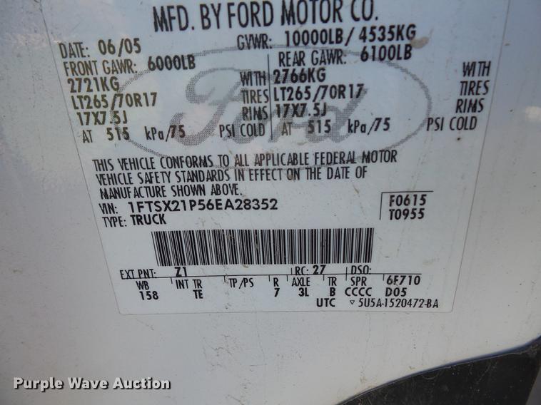 image for item DB8064 2006 Ford F250 Super Duty SuperCab pickup truck