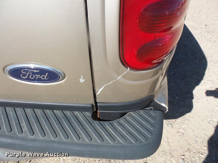 image for item DB8090 2001 Ford F150 SuperCrew pickup truck