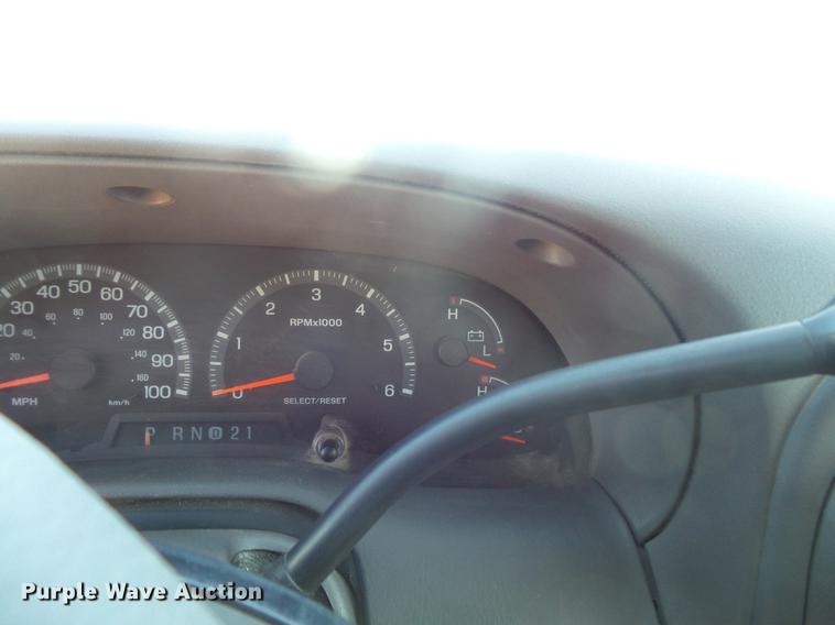 image for item DB8092 2001 Ford F150 SuperCab pickup truck