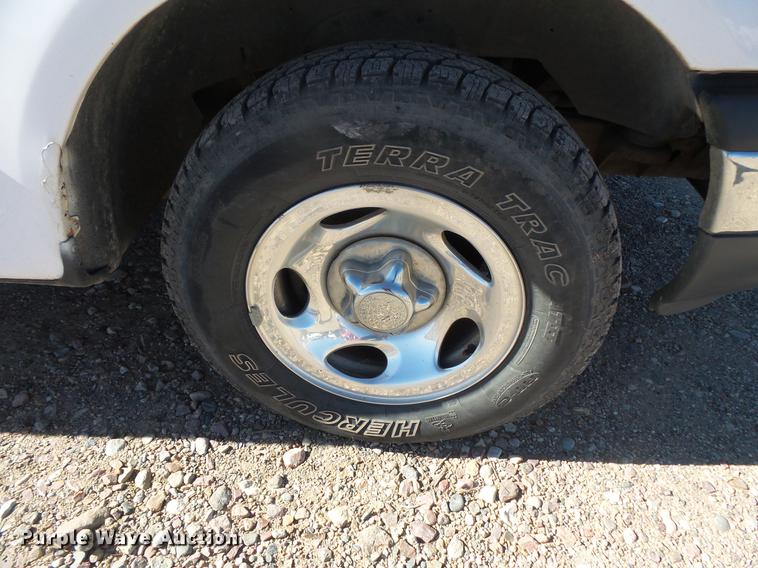 image for item DB8092 2001 Ford F150 SuperCab pickup truck