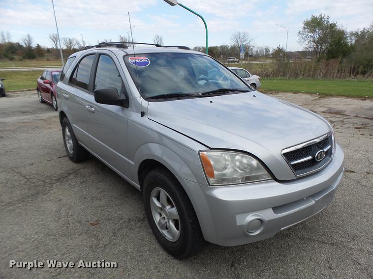 image for item DB9933 2006 Kia Sorento SUV
