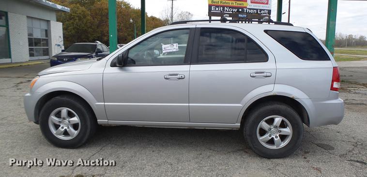 image for item DB9933 2006 Kia Sorento SUV