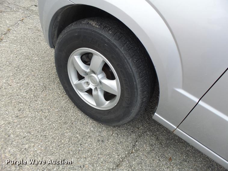 image for item DB9933 2006 Kia Sorento SUV